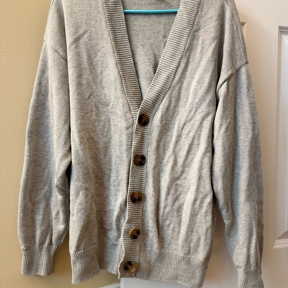 Forever 21 Gray Cable Knit Cardigan Sweater